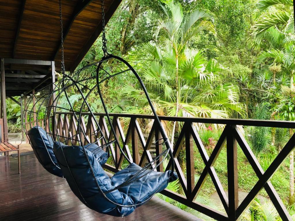 Avita Lodge Quesada  Exteriér fotografie